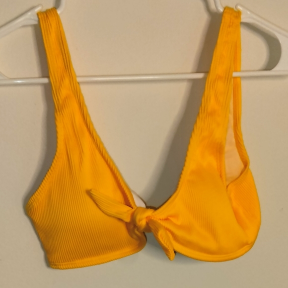 Neon Orange (Size M) Ribbed Texture (2PC) Bikini Swimsuit (Like New Condition) - Picture 6 of 10